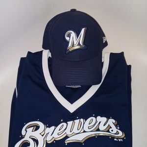 Milwaukee Brewers Jersey Female Size M and Hat
